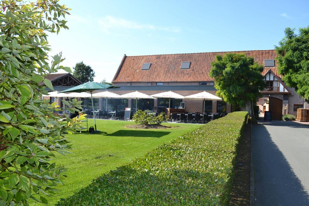 Le Domaine Des Cigognes Ennevelin Exterior foto