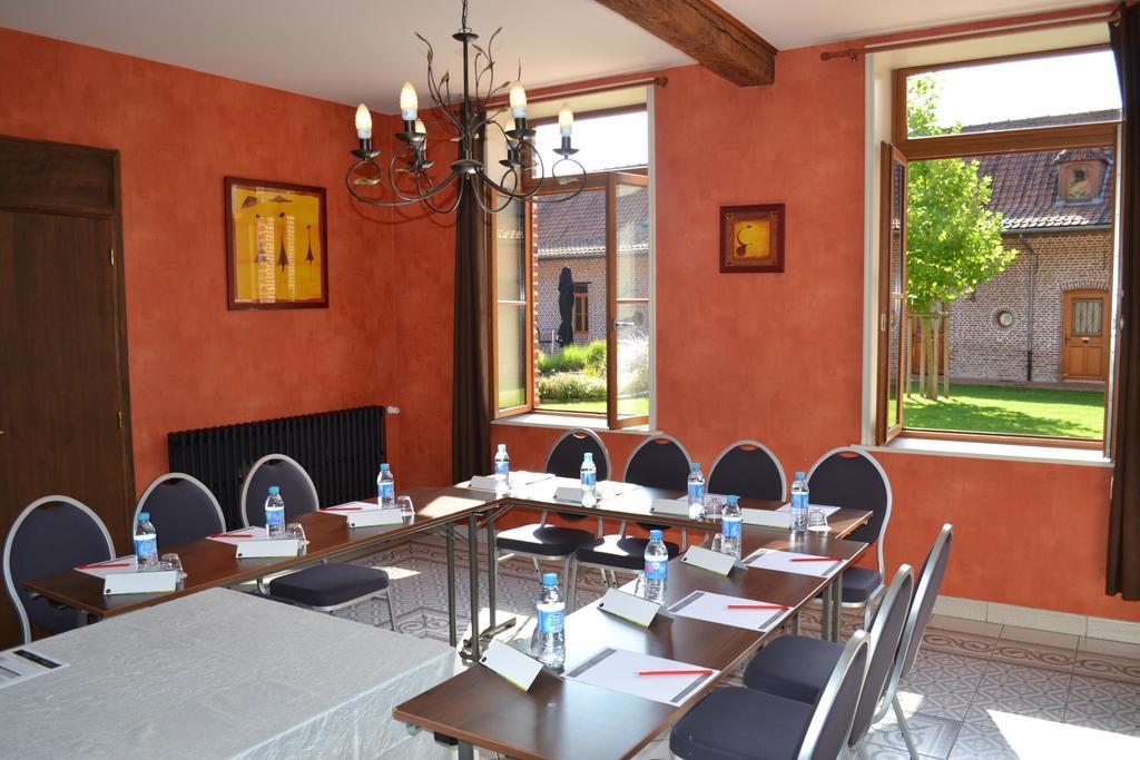Le Domaine Des Cigognes Ennevelin Exterior foto